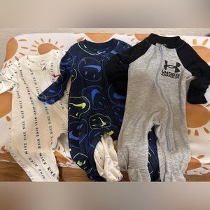 2 nike 1 under armour sleepers